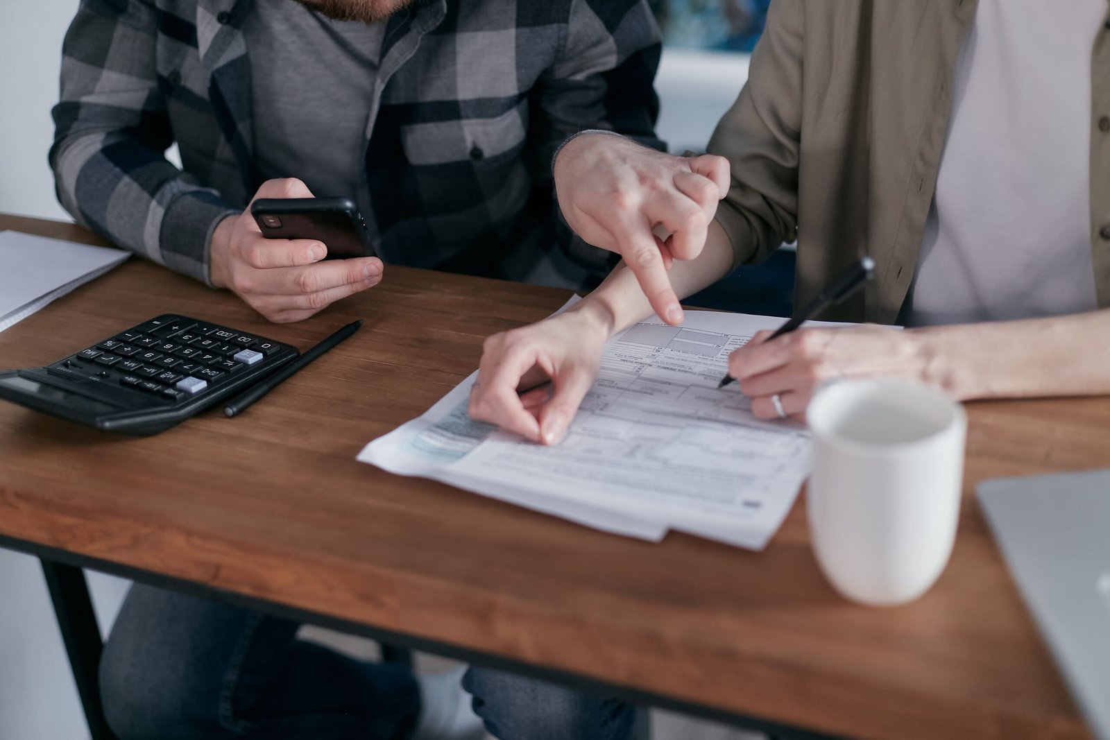 تصديق اقرار مديونية بمثابة السند التنفيذي الكاتب العدل دبي Debt Acknowledgment Notarization (Enforceable Instrument) – Notary Public Dubai